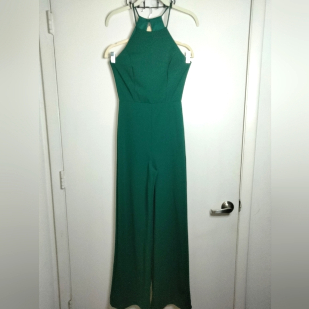 Lulu's (Size S) Forrest Green Halter Sleeveless Back Keyhole Aniyah Jumpsuit